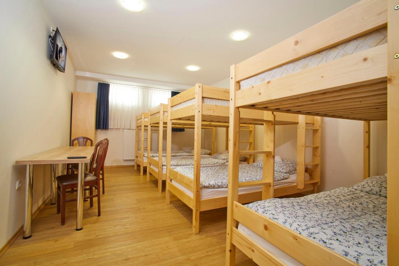 Hostel Delalut Ravne na Koroskem 外观 照片